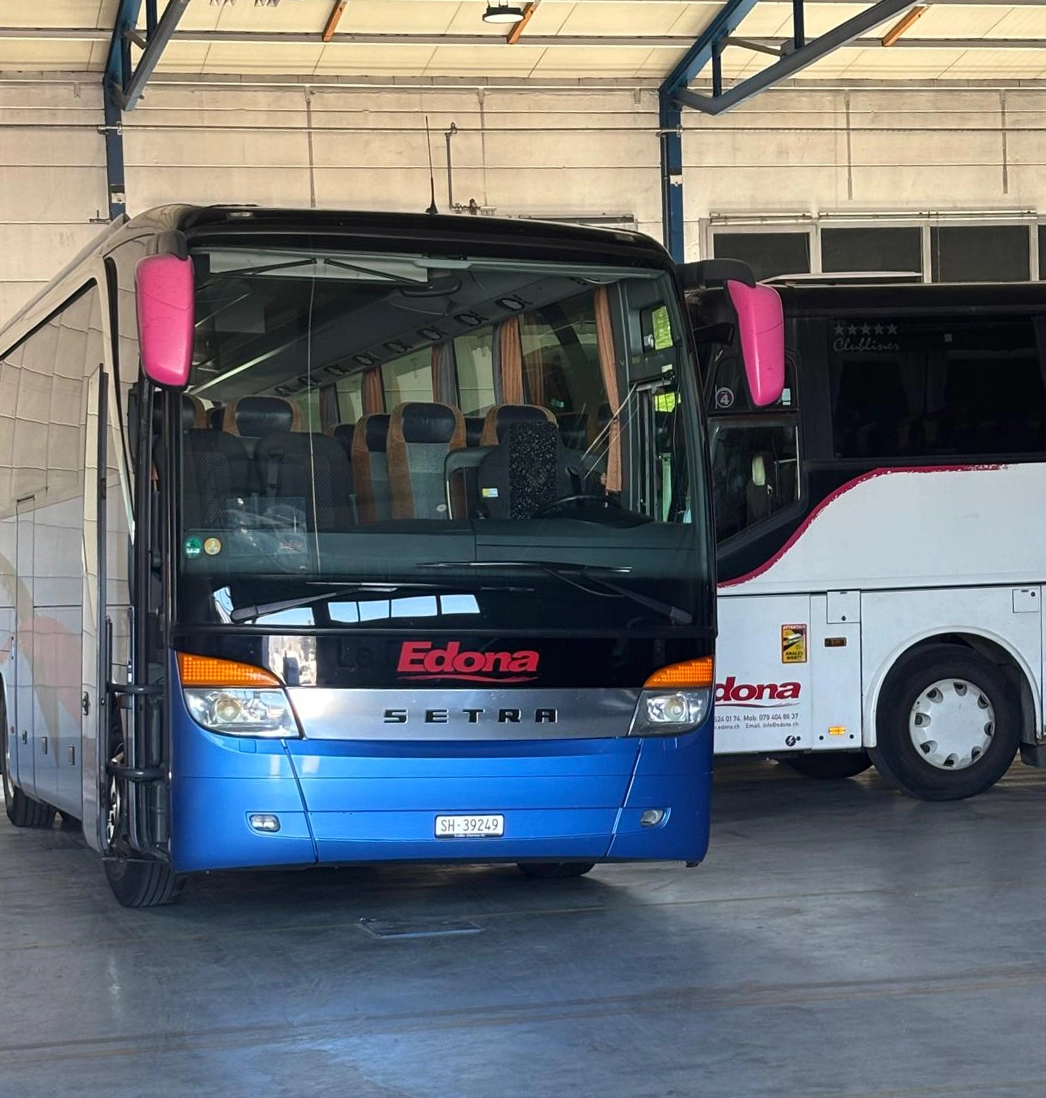 Luxus-Busservice von Taxi Plus Khan