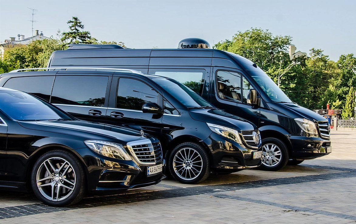 Luxusflotte von Taxi plus Khan