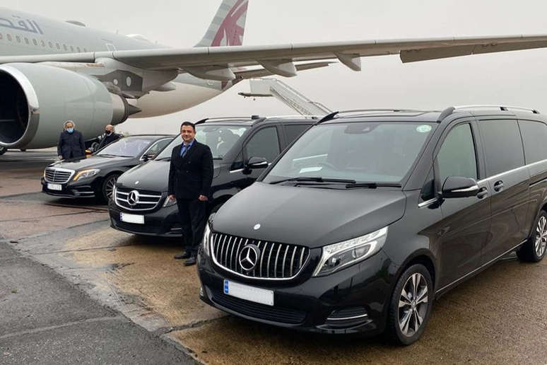 VIP-Flughafentransfer mit Limousine